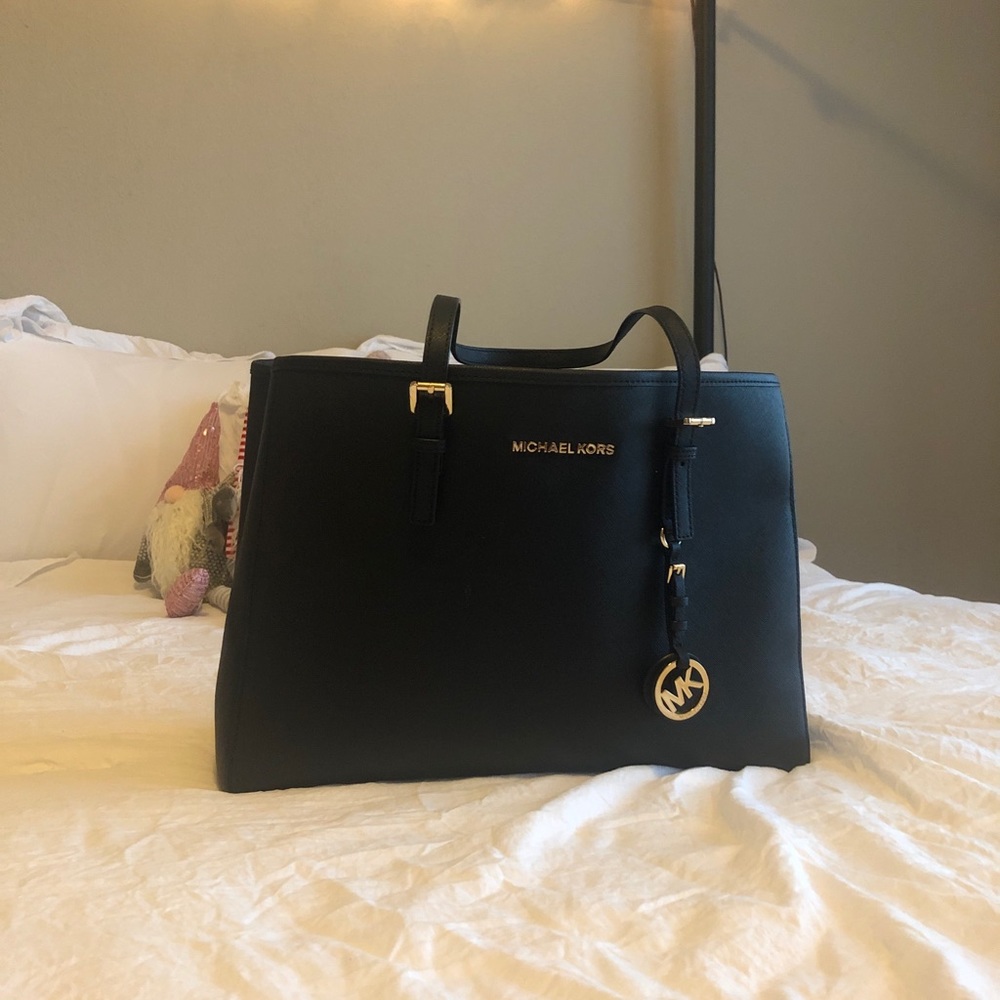 Micheal Kors Handbag